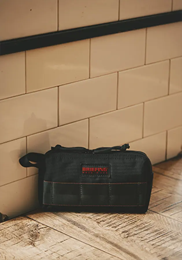 MOBILE POUCH M